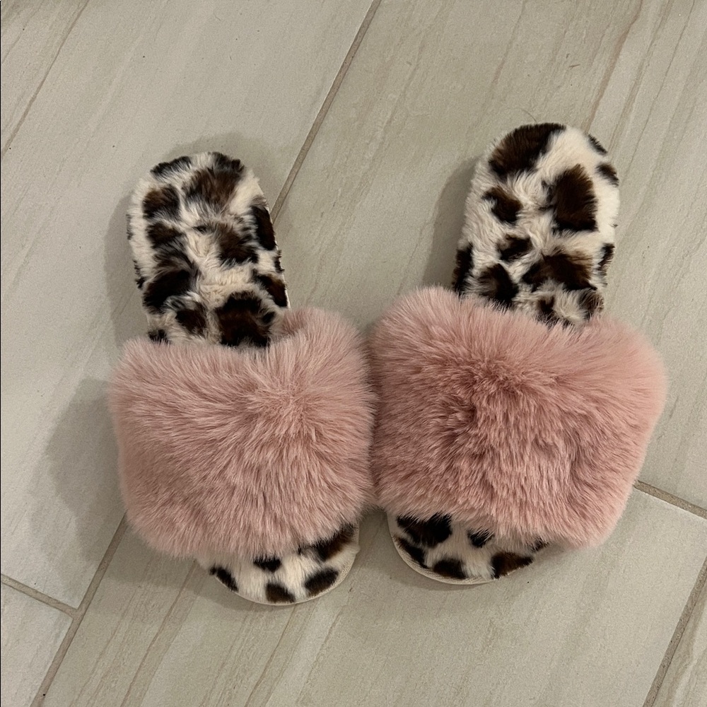 Shiraleah Blush and Animal Print Slippers